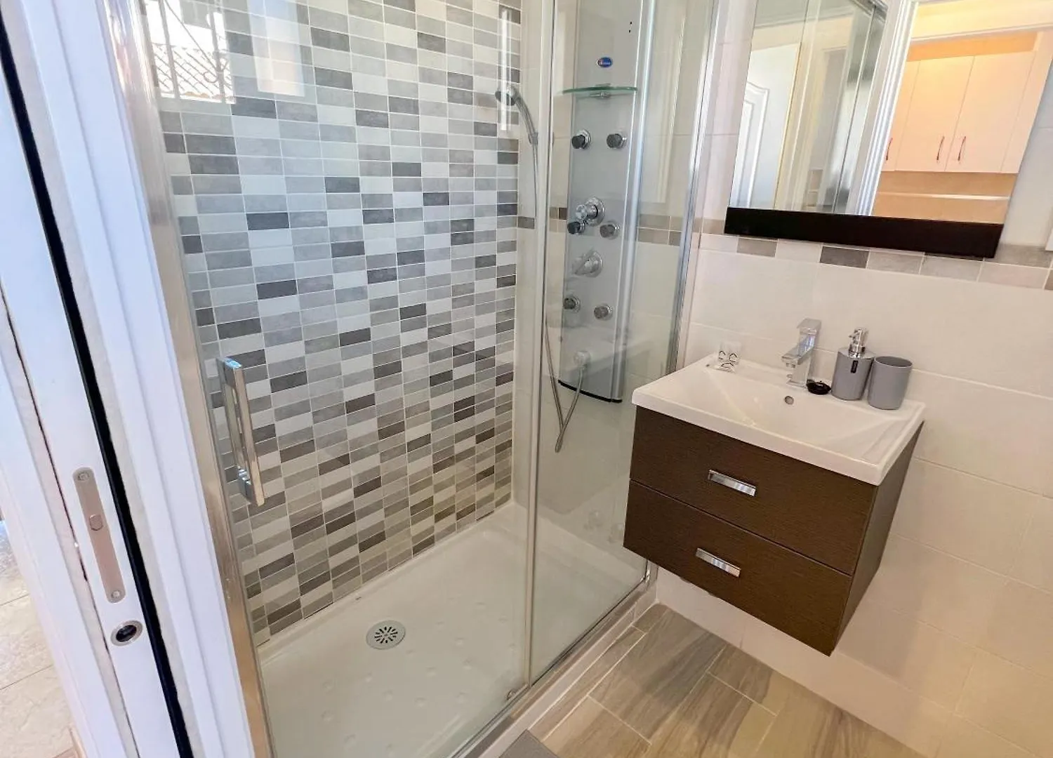 Beautiful Loft Playamar Pool And Beach Apartment Torremolinos